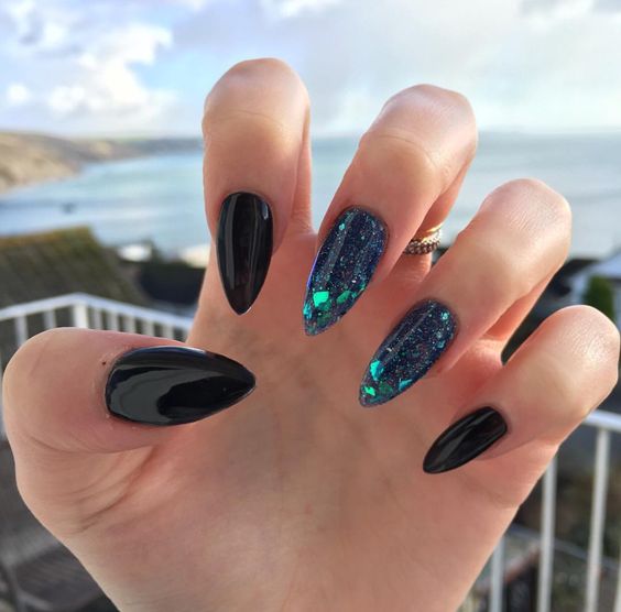 56 Charming Black Nail Art Designs To Try This Winter
