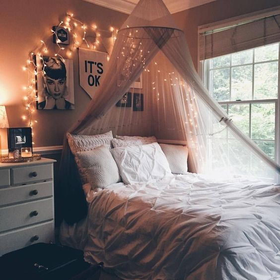 54 Awesome Decoration Ideas to Make Your Bedroom Cozy and Warm - Page ...